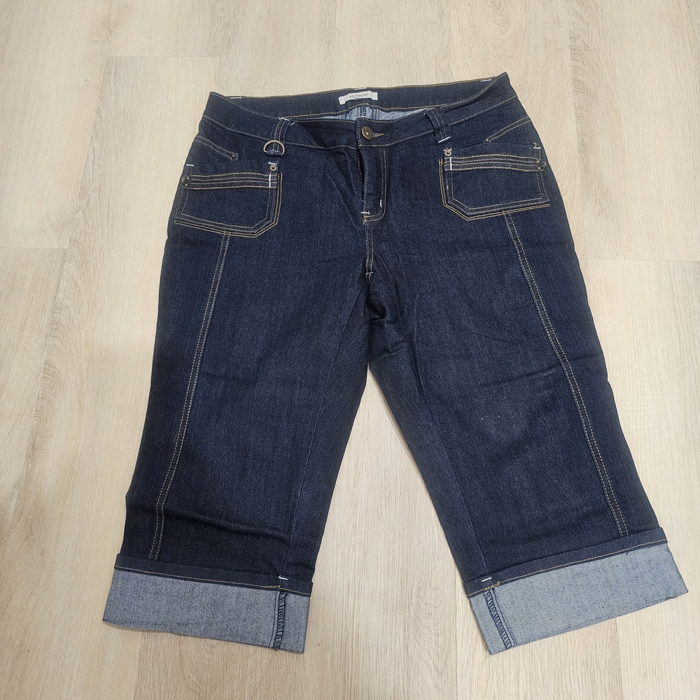 Dark Indigo Cropped Women's Jeans - Denim Capri